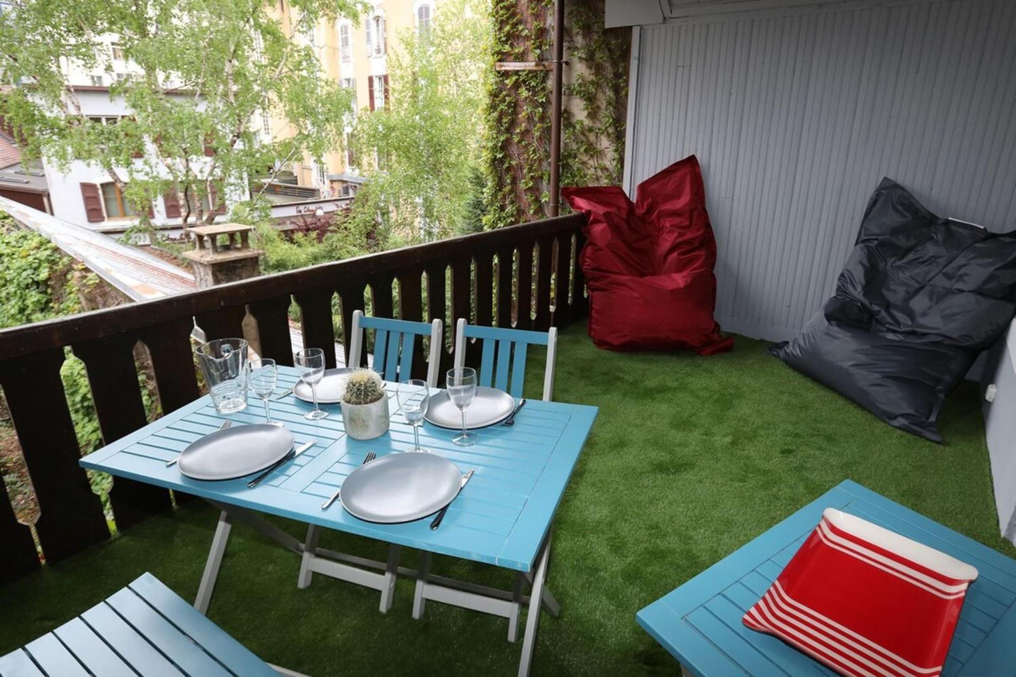 55 M2 Apart With Big Terrace In Annecy Downtown Exterior foto